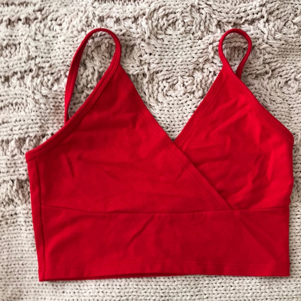 Brandy Melville sz sm crop women’s red criss crossed v-neck w spaghetti straps